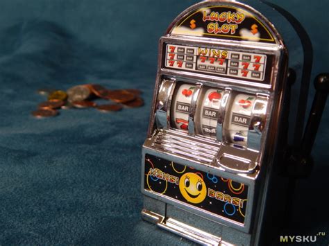игровой автомат часы с деньгами